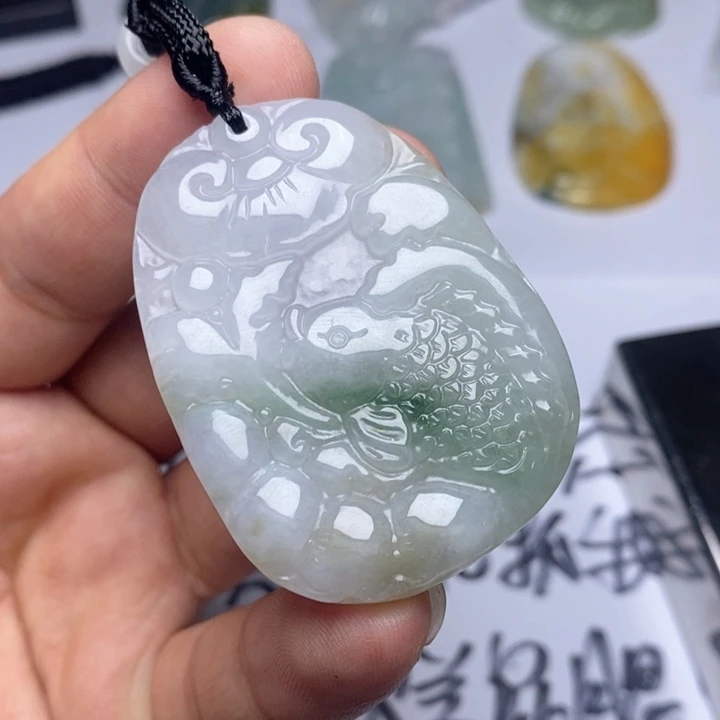 颈饰未镶嵌翡翠翡翠