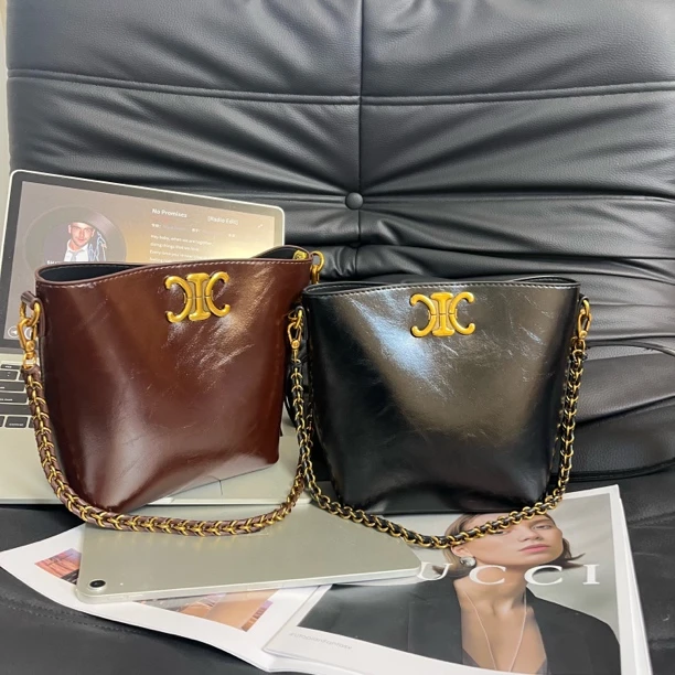 【小杜优选】凯旋巨精致油蜡皮轻奢链条腋下水桶包斜挎包女2025秋冬