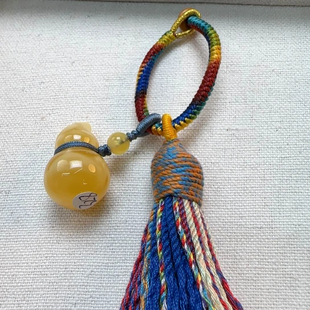 裸石琥珀未镶嵌定制