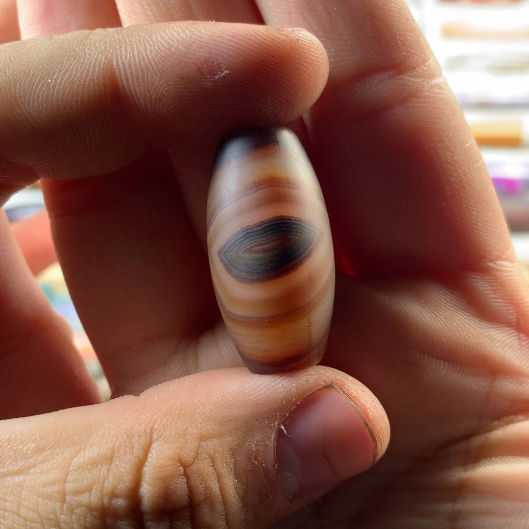 玛瑙/玉髓颈饰未镶嵌奥***士