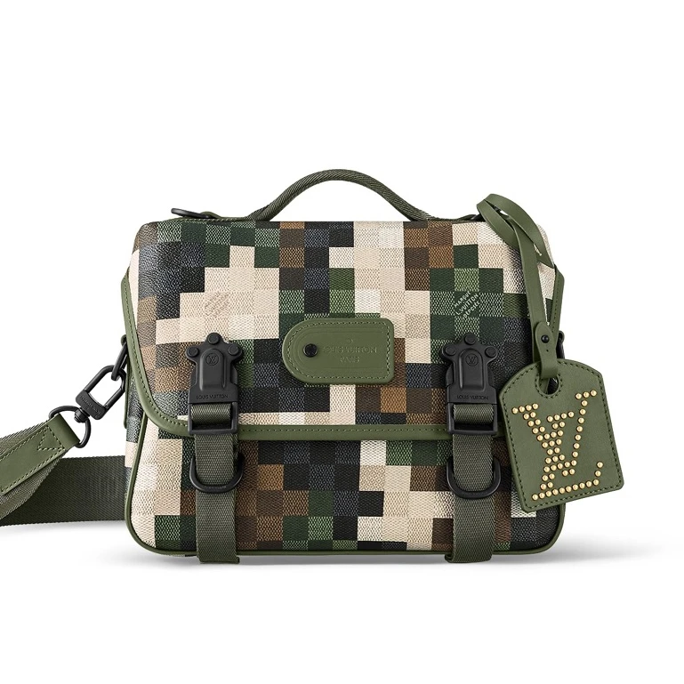 99新 LouisVuitton/路易威登 菲董Trail迷彩9645翻盖双扣邮差包