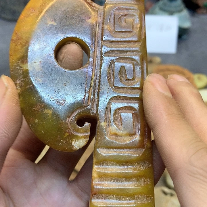 和田玉（糖玉）未镶嵌挂件