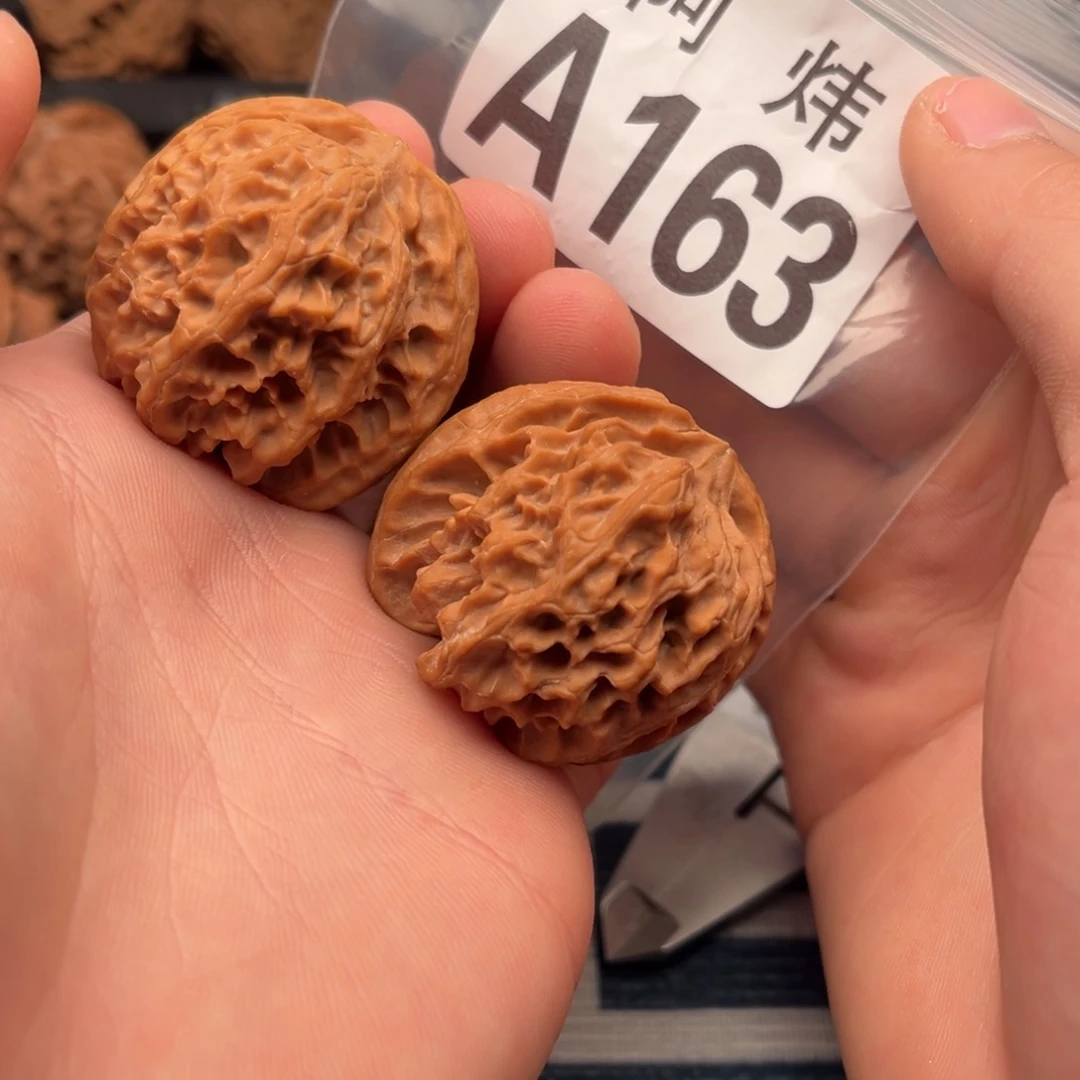 文玩核桃吊坠苹果园41