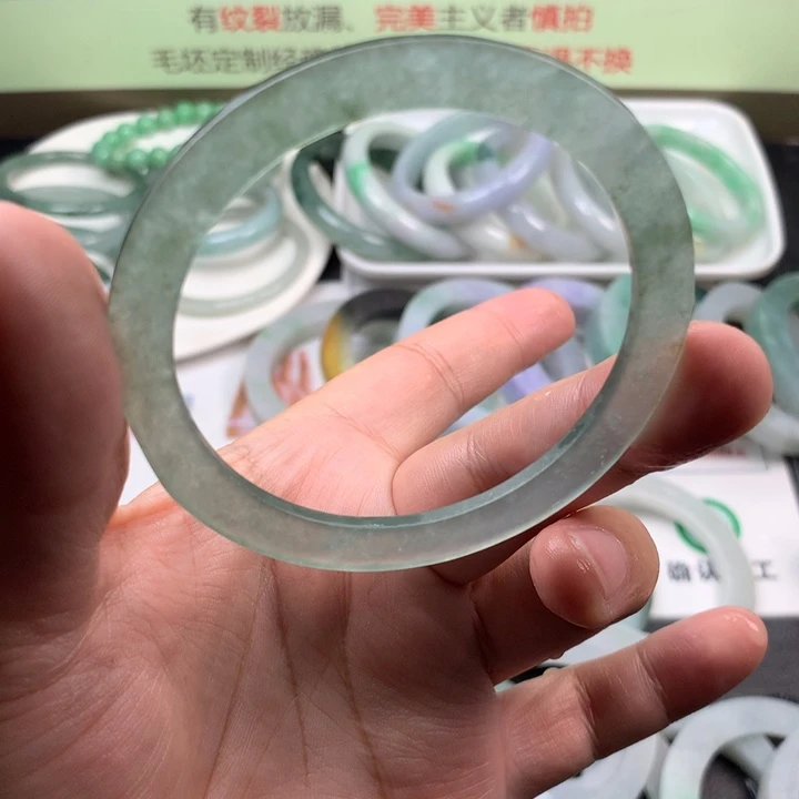 【闪购商品】定制翡翠手镯定制不退换未镶嵌贰*手镯