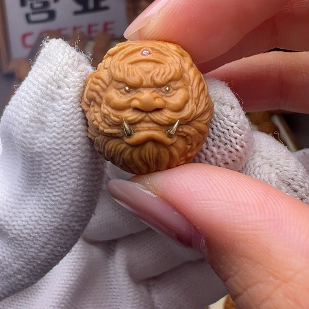 猴头核桃把件镶嵌款钟馗捉妖全品有正常封口线