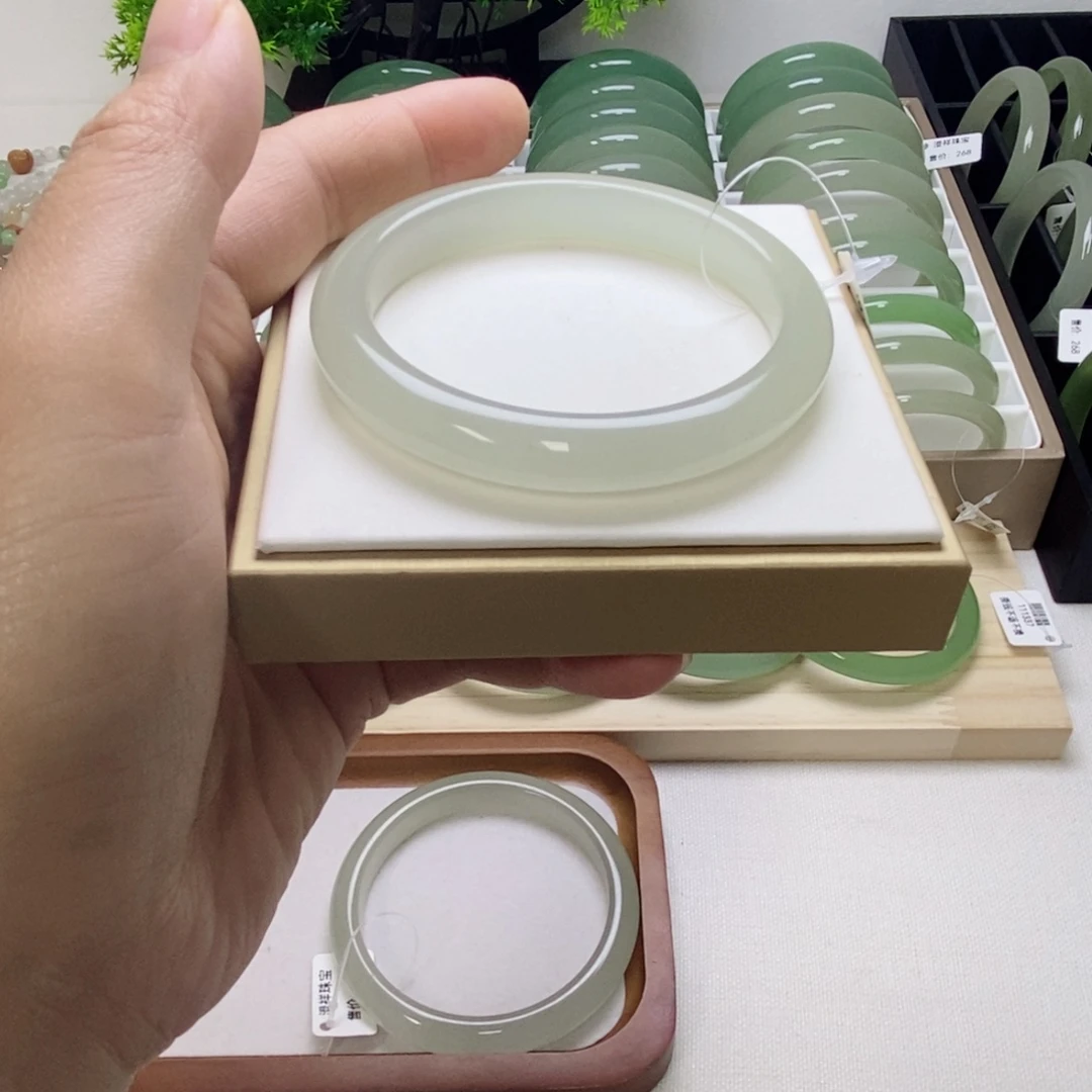 未镶嵌手镯东陵石