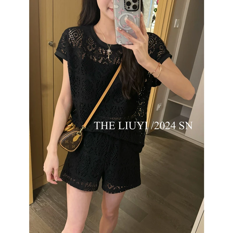 【LIUYI】海瑟薇~蕾丝钩花短袖上衣+高腰短裤两件套45092