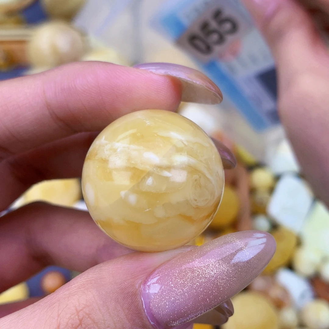 琥珀未镶嵌珠宝奇石26.2 粉