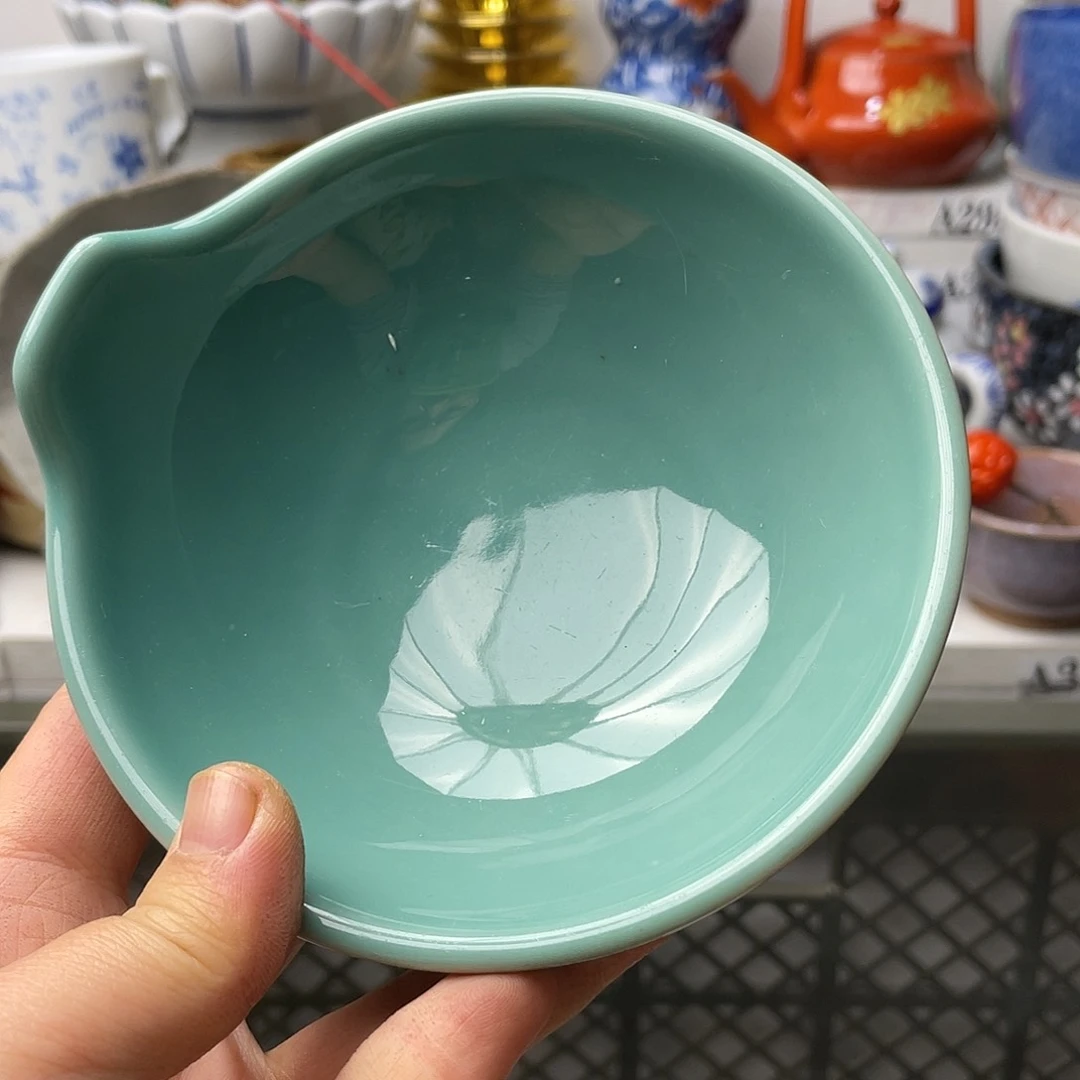 瓷片幸*哈哈哈我真的不喜欢这样了笑