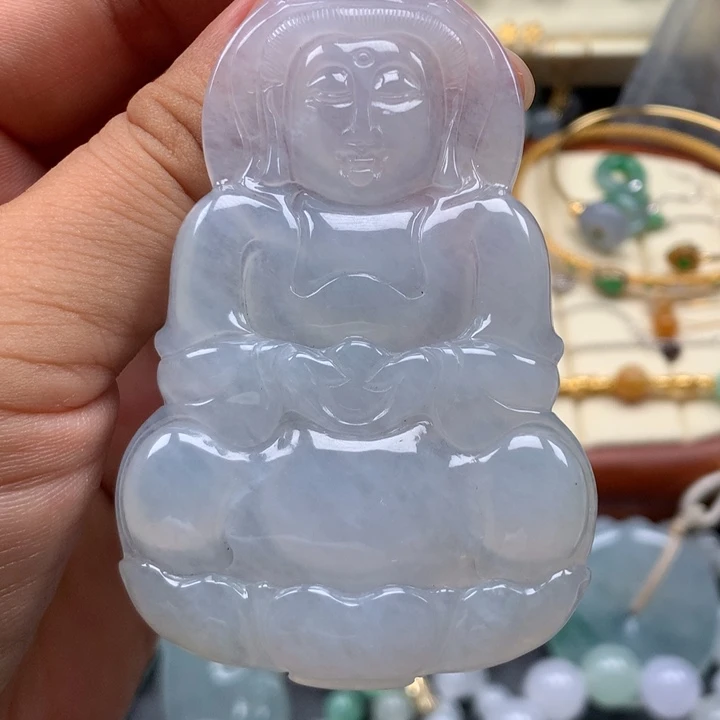 翡翠未镶嵌颈饰观音