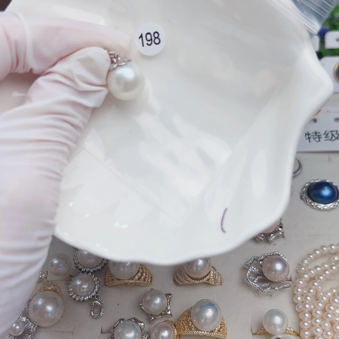 银S925镶嵌淡水珍珠耳饰