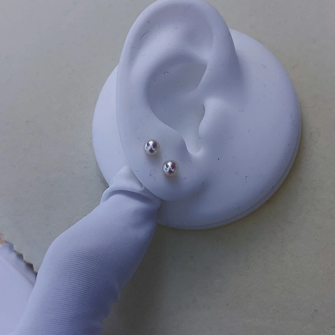 海水akoya耳钉4.5-5mm海水珍珠18K金镶嵌