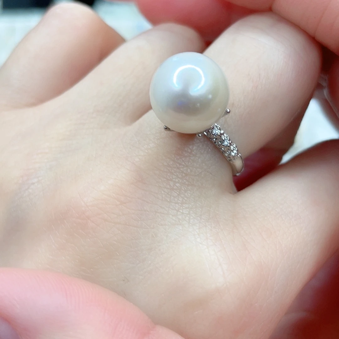 淡水珍珠吊坠(赠链)未镶嵌