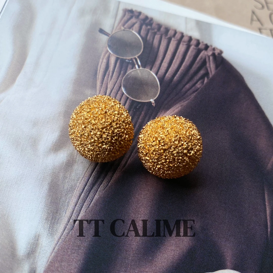 黄铜耳饰 轻奢金色手工纹理感小蘑菇耳钉2222