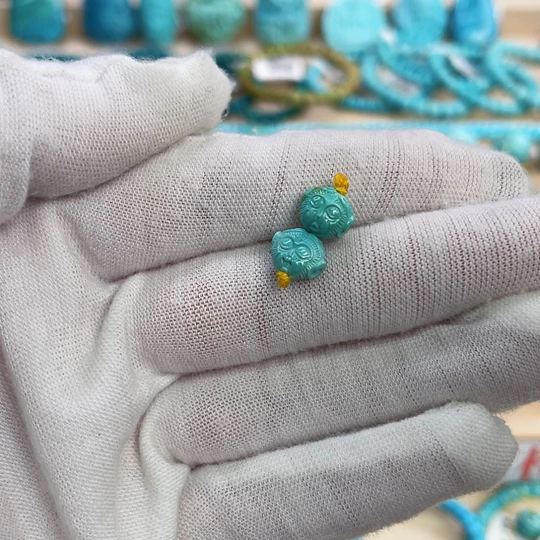 未镶嵌绿松石珠宝奇石