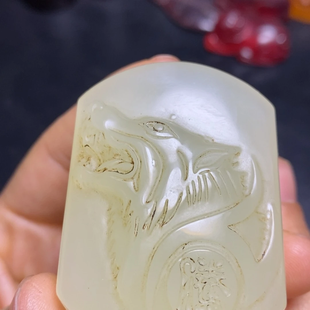 未镶嵌和田玉（糖玉）挂件