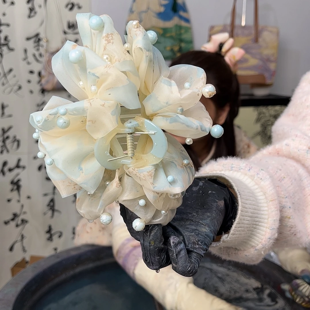 布艺非金属460泡泡抓夹雪落色