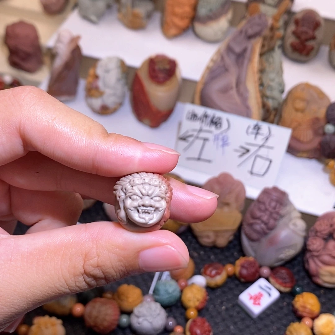石英质玉（阿拉善玉）未镶嵌手链