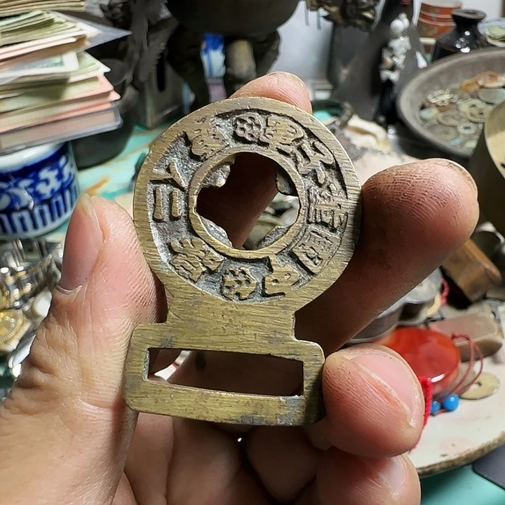 李***J铜铁合金类废旧铜铁合金