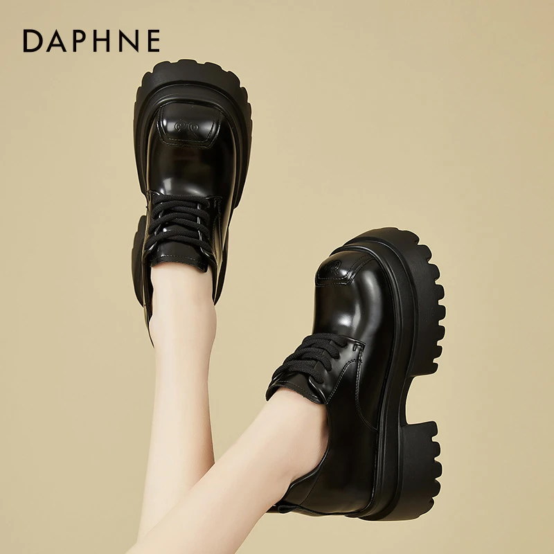 达芙妮内增高乐福鞋女2025新款春秋软底松糕小皮鞋小个子系带单鞋