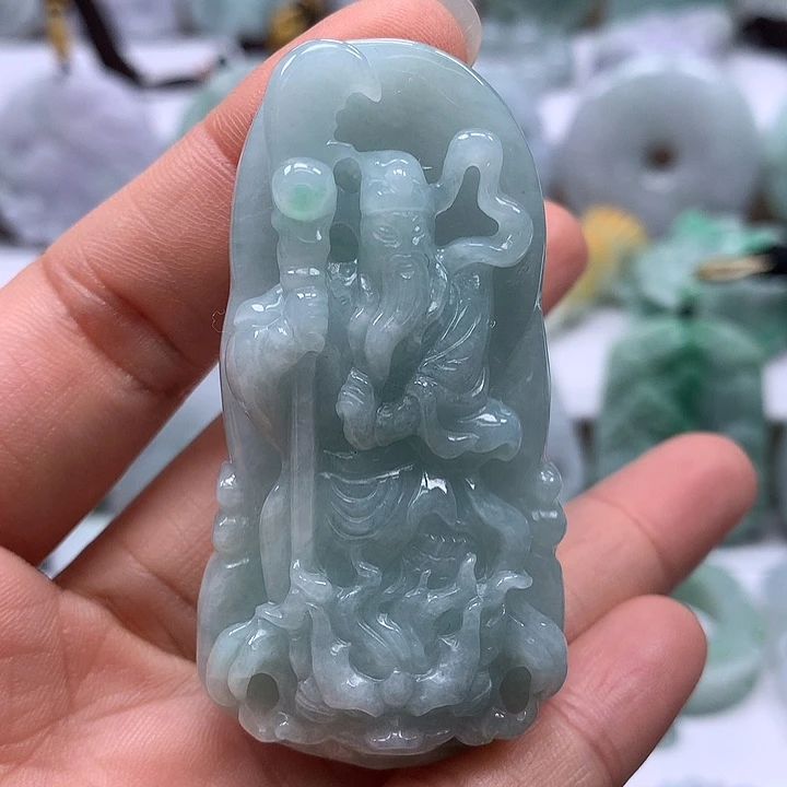 翡翠未镶嵌颈饰关二爷卡厚12+