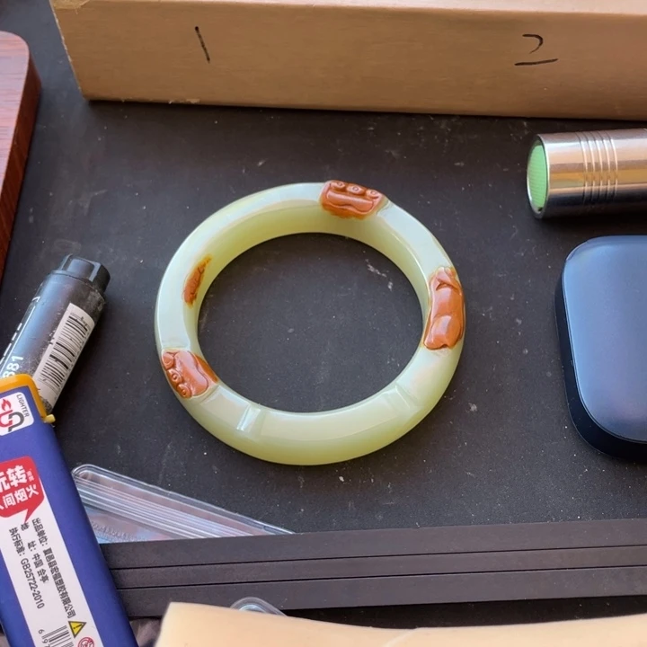 玉翠色猫镯59圈口