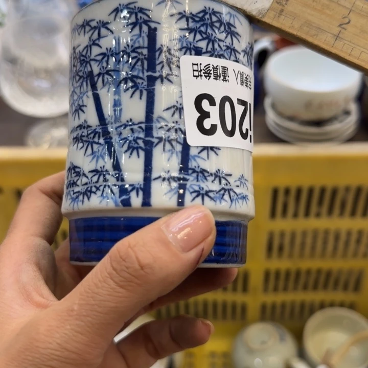 瓷片秋*阁哈哈哈哈哈哈哈哈哈