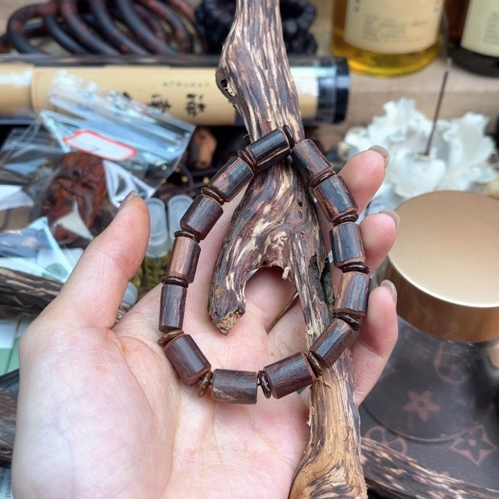 降真香其他糖****贝海南十亩香手串