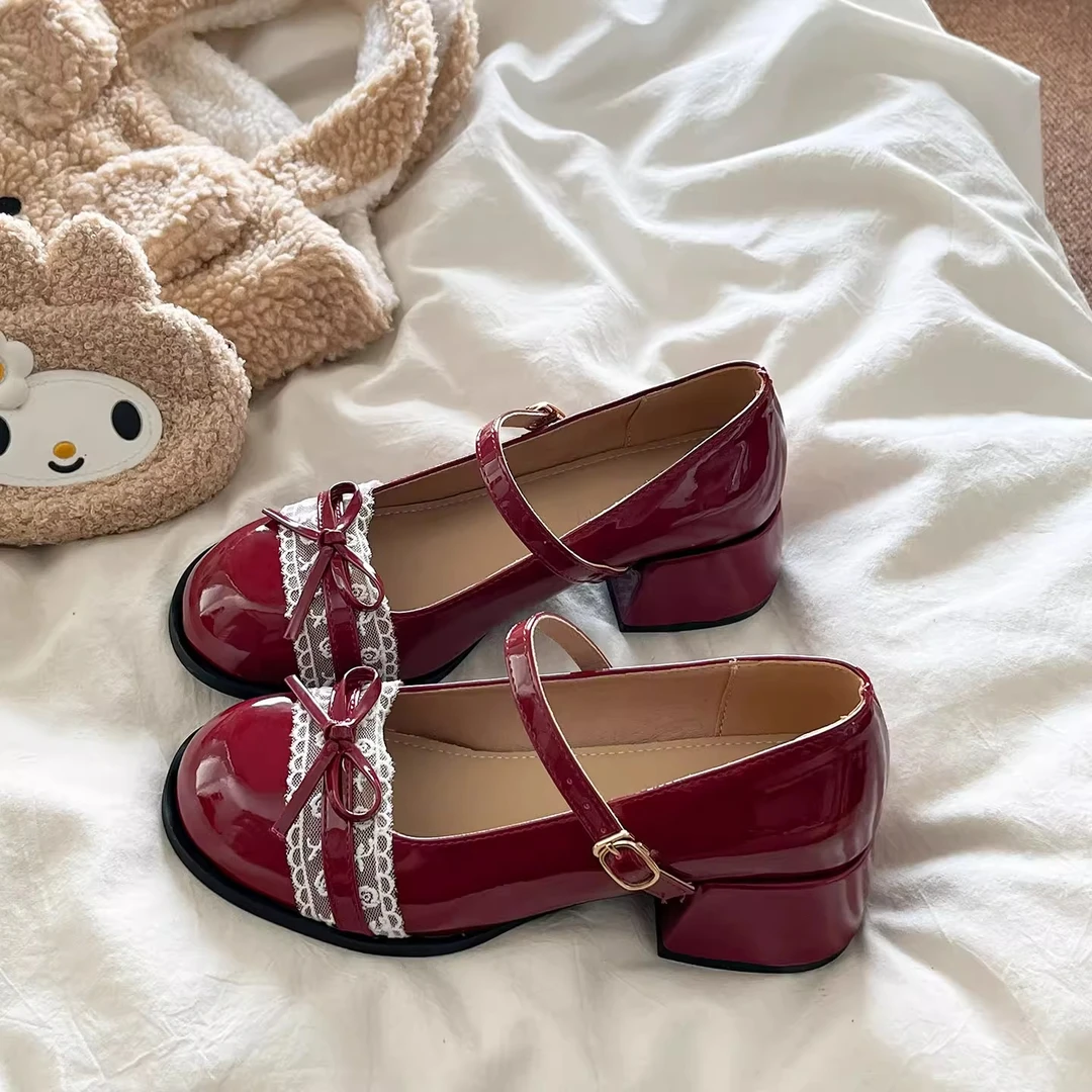 法式气质红色玛丽珍鞋女夏2025新款浅口单鞋时尚配裙子粗跟小皮鞋
