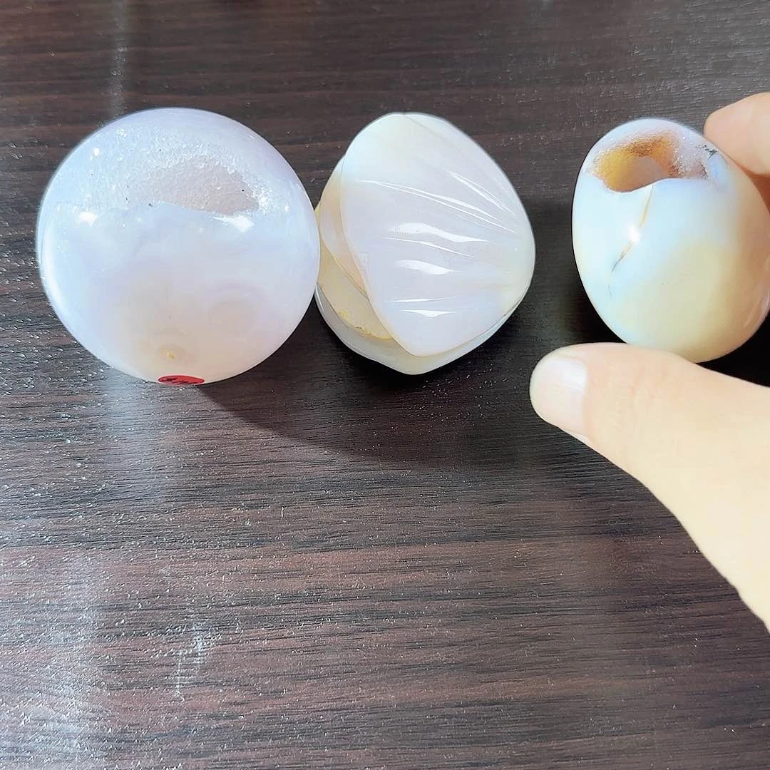 天然软糖晶洞玛瑙