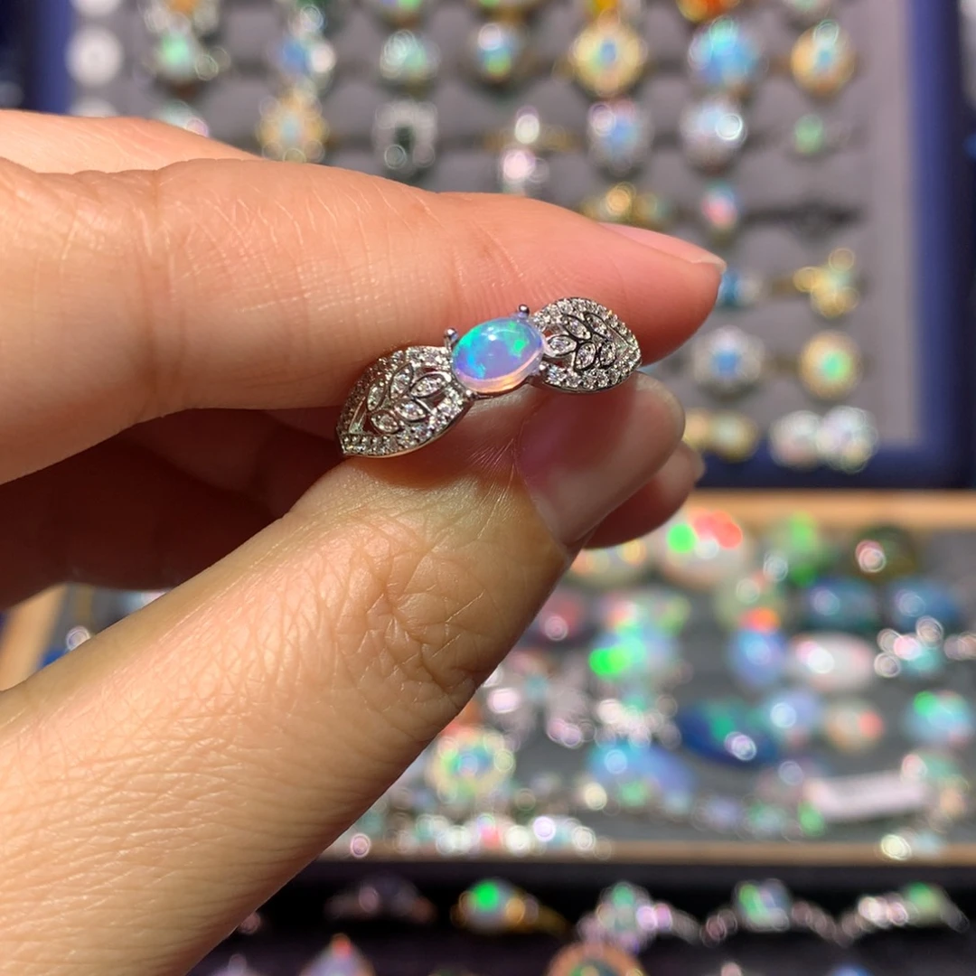 银S925镶嵌欧泊戒指特价不退换