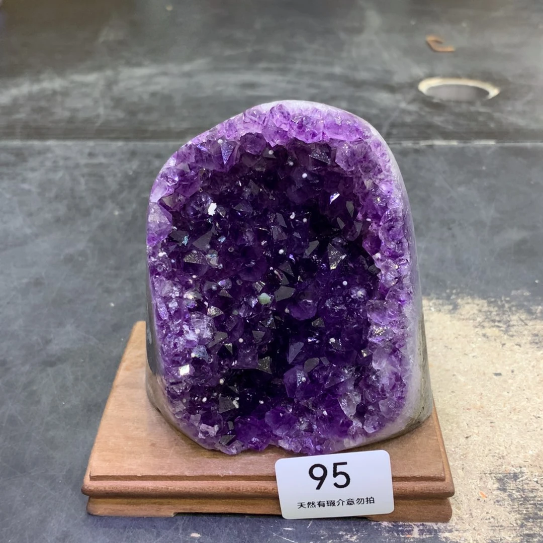 水晶摆件未镶嵌紫晶95