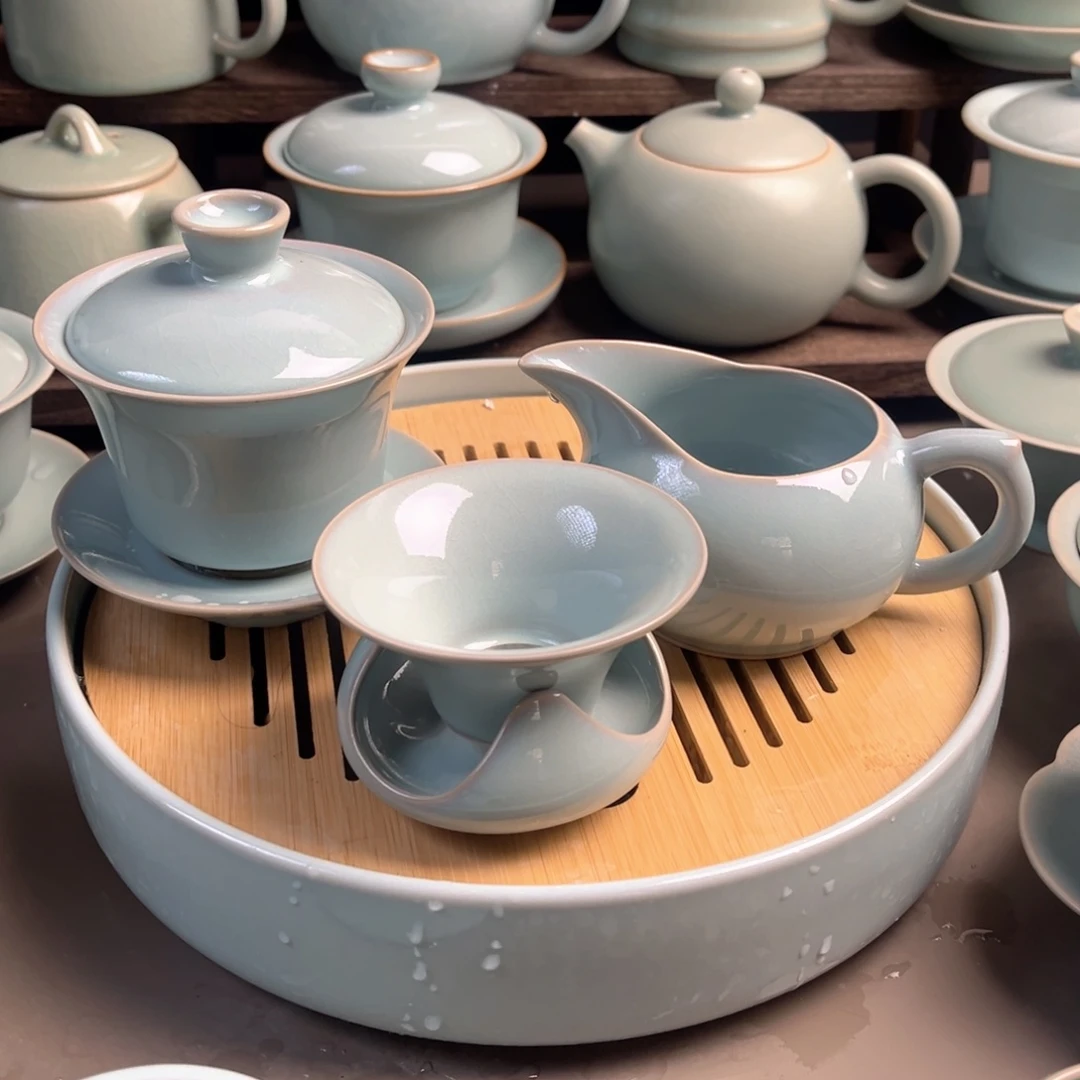 摆件陶瓷天青釉马蹄盖碗原矿