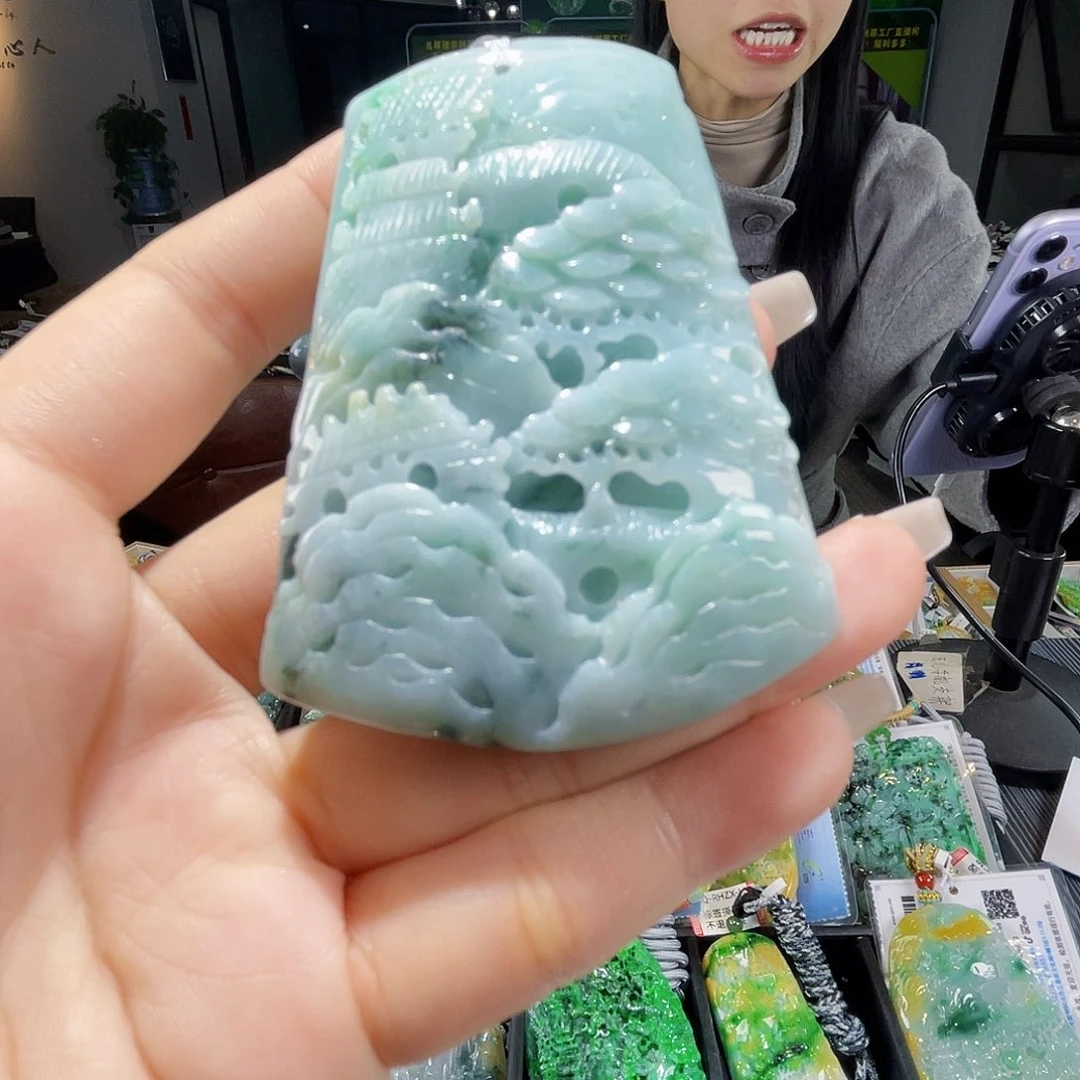 颈饰未镶嵌翡翠一