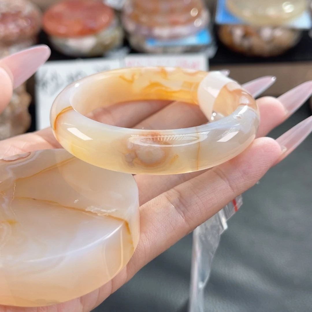 石英质玉未镶嵌手镯54