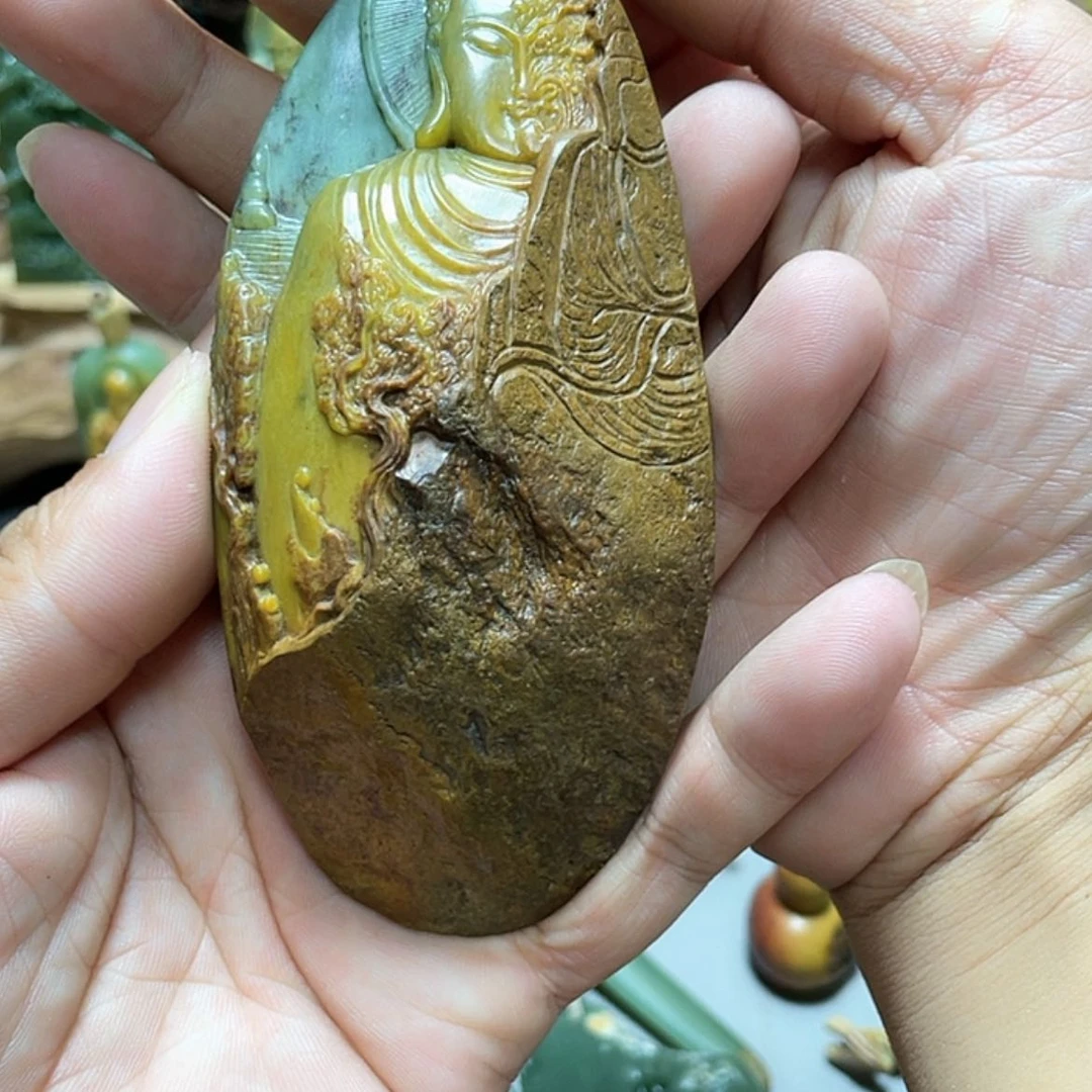 【闪购商品】未镶嵌岫岩河磨玉（透闪石质玉）挂件白*梦