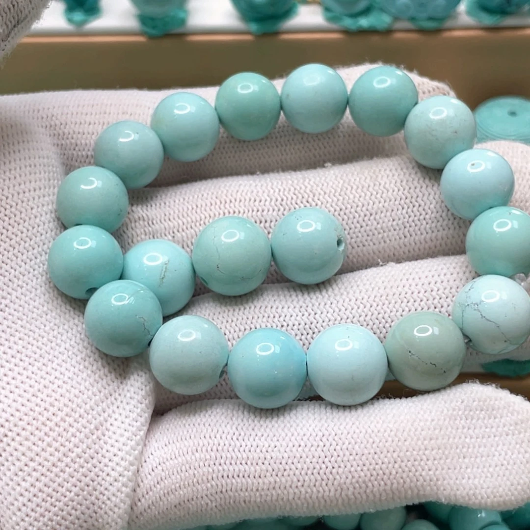 绿松石未镶嵌颈饰小*鱼