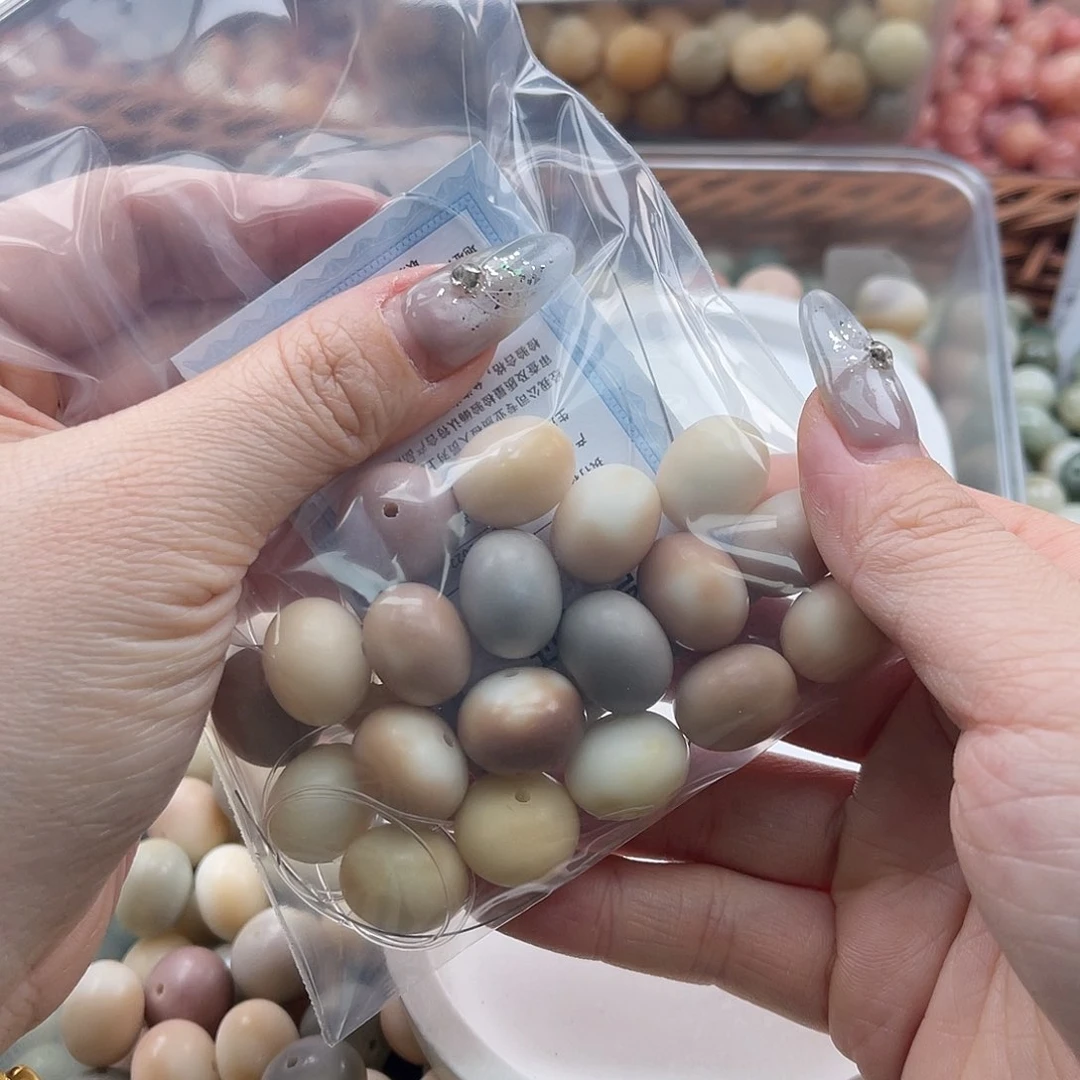 白玉菩提吊坠花**裳c16mm/18颗