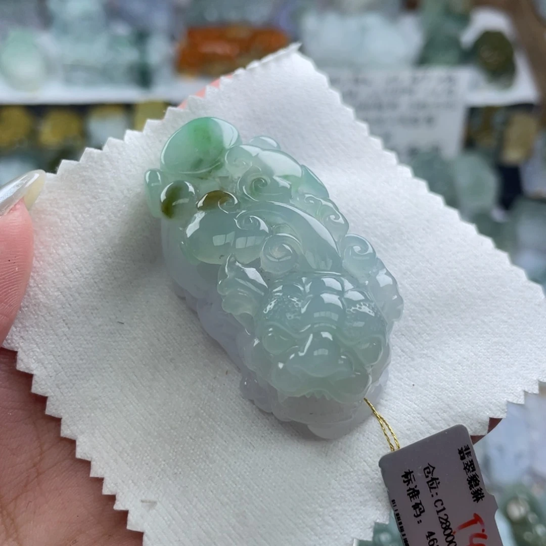 颈饰未镶嵌翡翠貔貅3