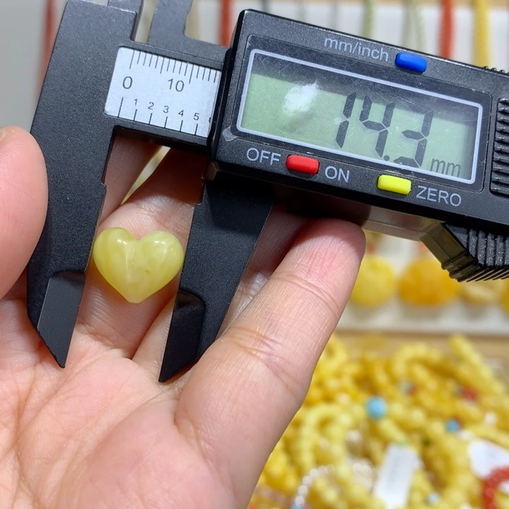 裸石蜜蜡未镶嵌配饰