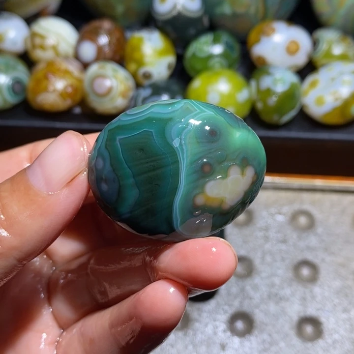 未镶嵌玛瑙/玉髓珠宝半成品60