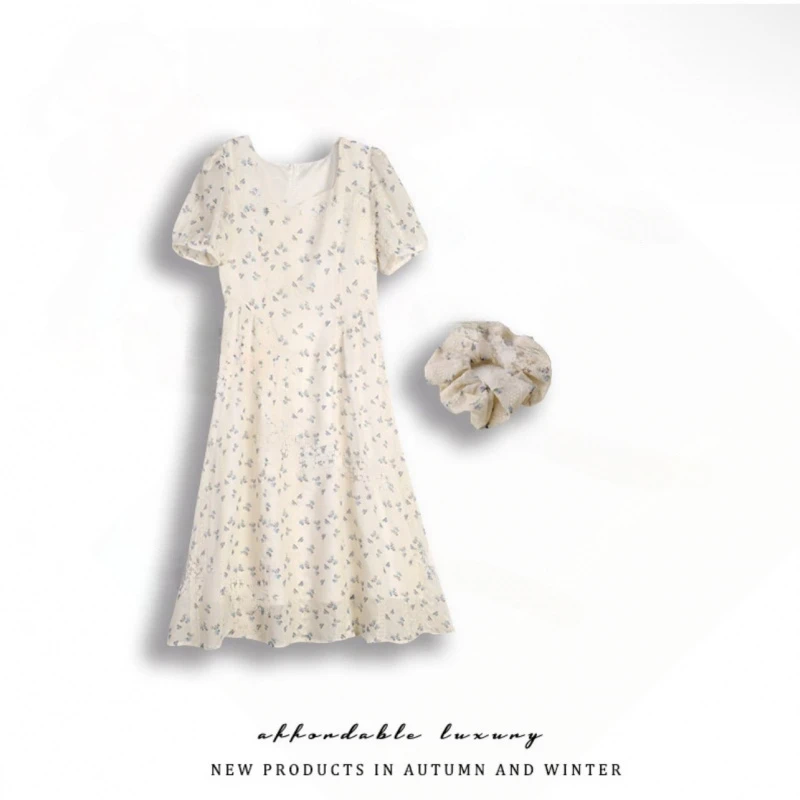 2025夏新款复古法式田园蝴蝶碎花气质夏季泡泡袖宽松夏装连衣裙女