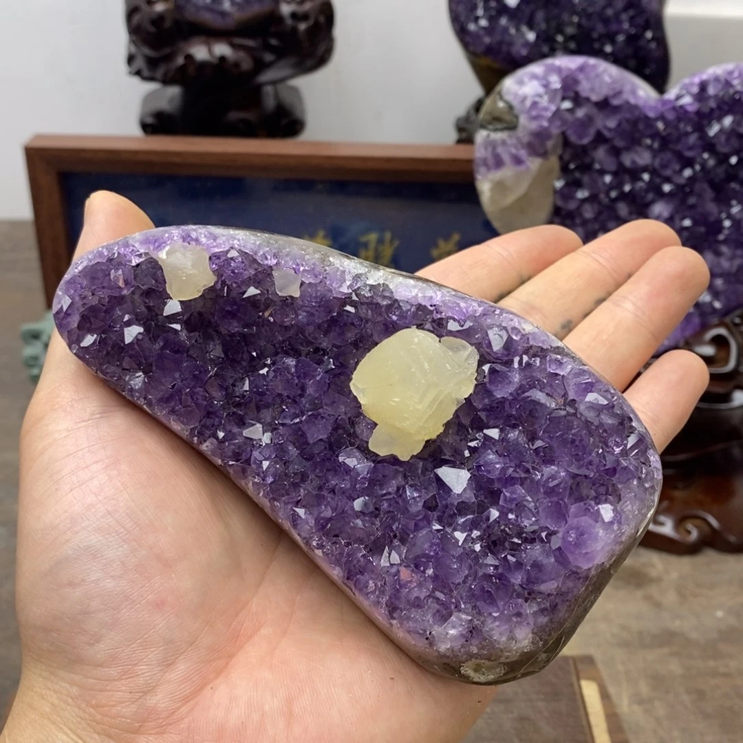 未镶嵌水晶大型摆件（非配饰）