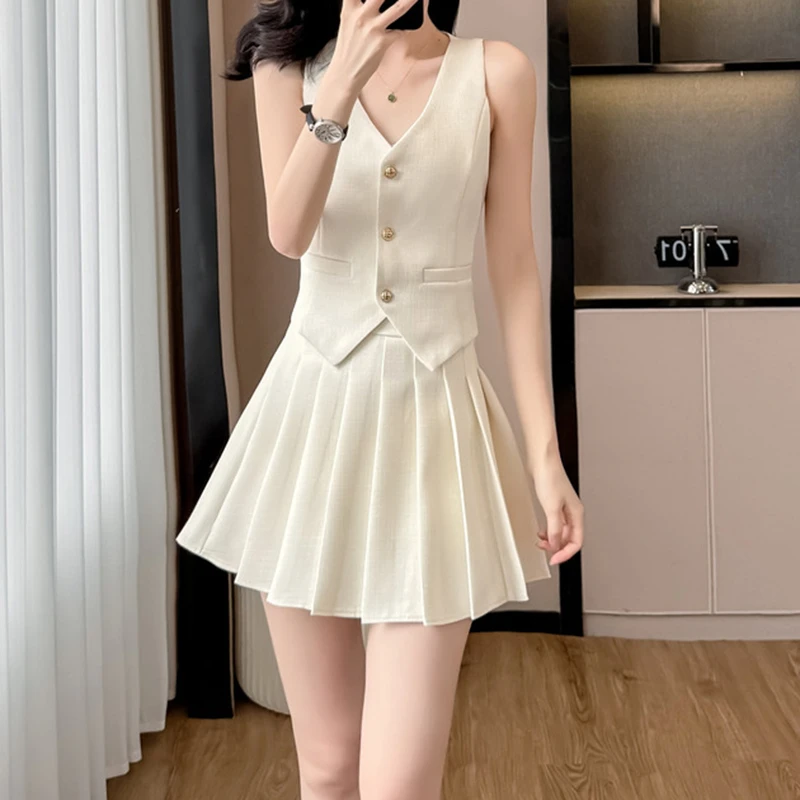 欧若风2025春夏新款百褶裙减龄少女感小个子套装小香风百搭马甲OL