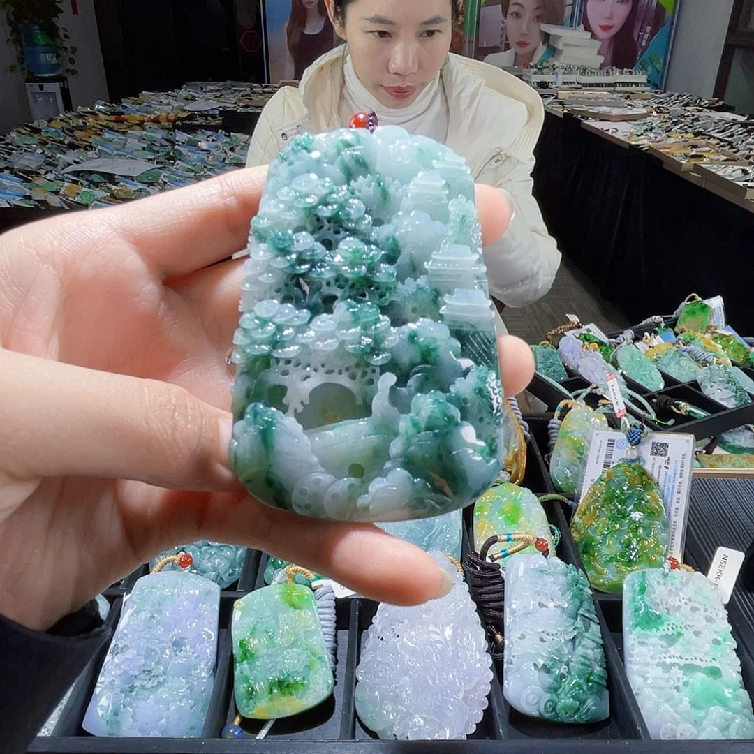 颈饰未镶嵌翡翠翡翠