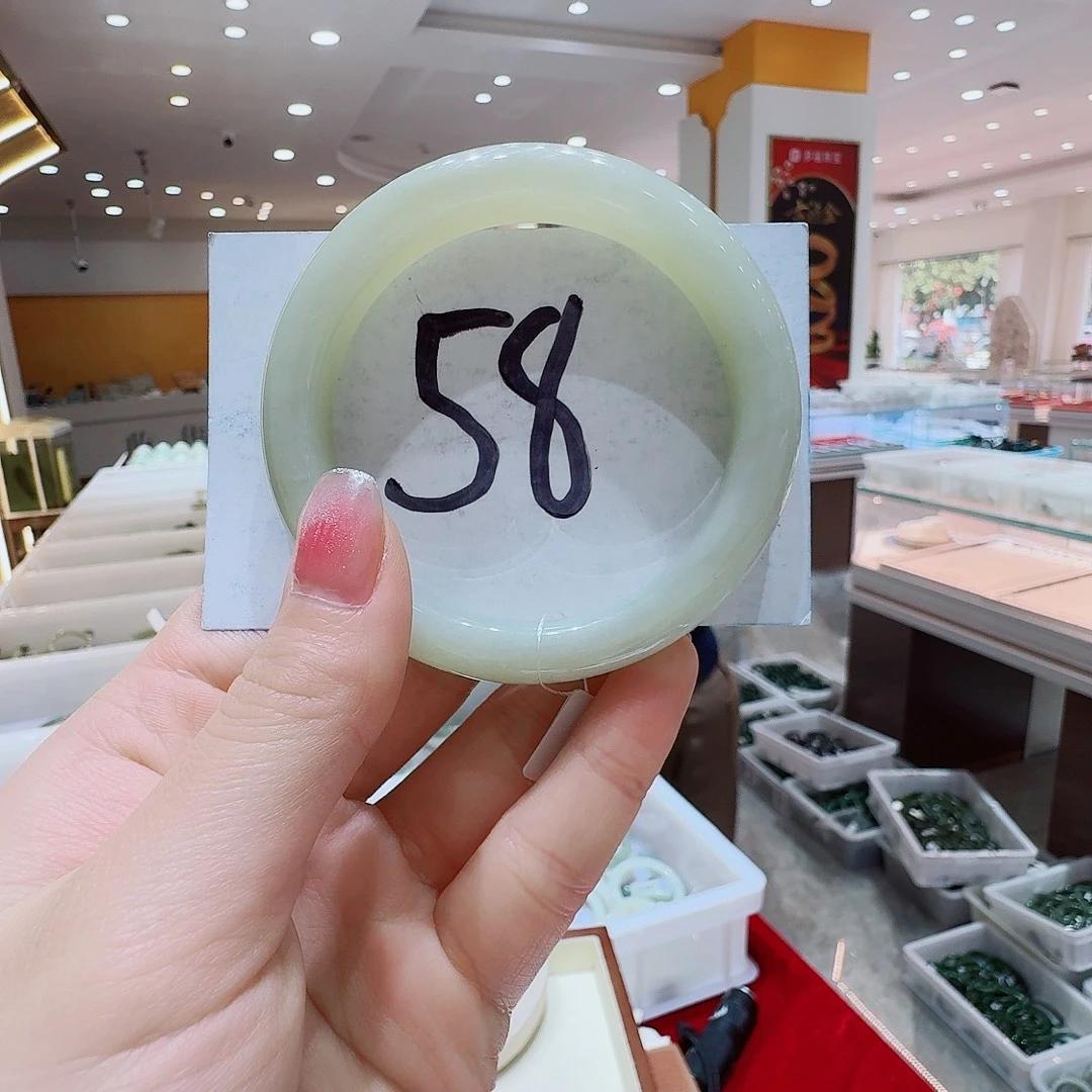 和田玉未镶嵌手镯255