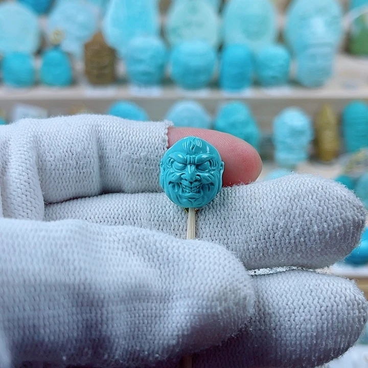 南红玛瑙未镶嵌珠宝奇石