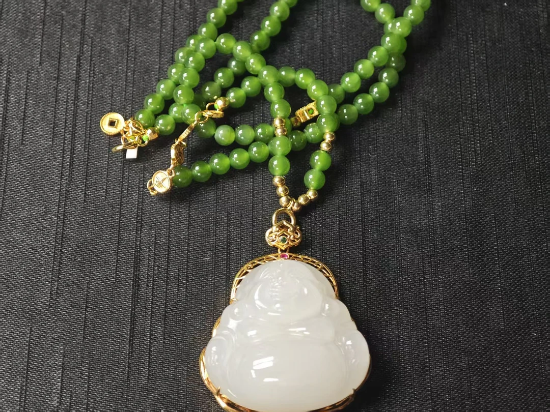 天然和田玉吊坠【多样性发一】215-H94-H140