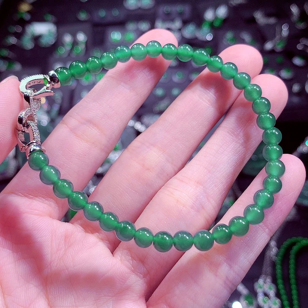 翡翠未镶嵌颈饰挂件