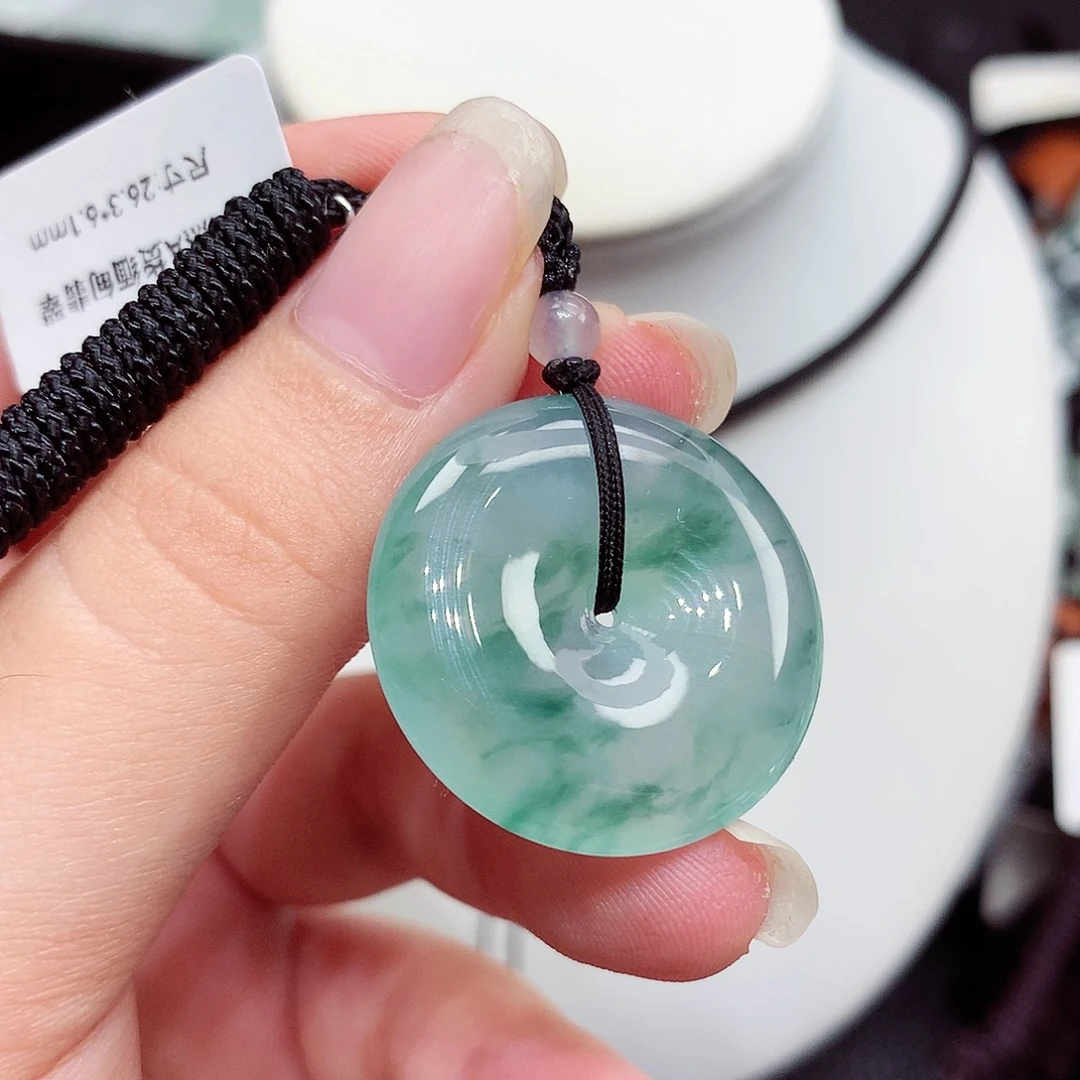 翡翠未镶嵌颈饰翡翠89，26.3/6.1